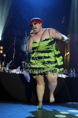 Amerikanische Post-Punk-Gruppe Gossip gastierte mit Sängerin Beth Ditto auf ihrer 
