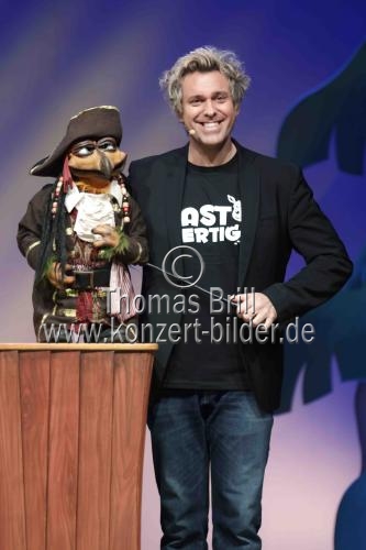 Deutscher Puppet-Comedian Sascha Grammel gastiert mit seinem Programm 