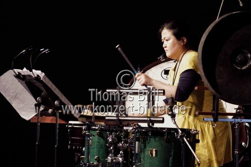 Österreichische Multiperkussionist Martin Grubinger gastiert im Rahmen des Festivals ACHT BRÜCKEN/Musik für Köln im Staatenhaus am Rheinpark Köln (&copy; Thomas Brill)