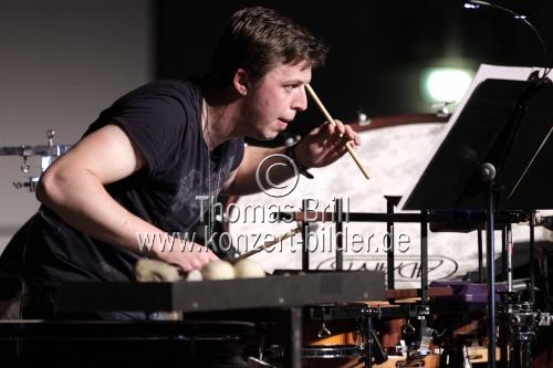 Österreichische Multiperkussionist Martin Grubinger gastiert im Rahmen des Festivals ACHT BRÜCKEN/Musik für Köln im Staatenhaus am Rheinpark Köln (© Thomas Brill)