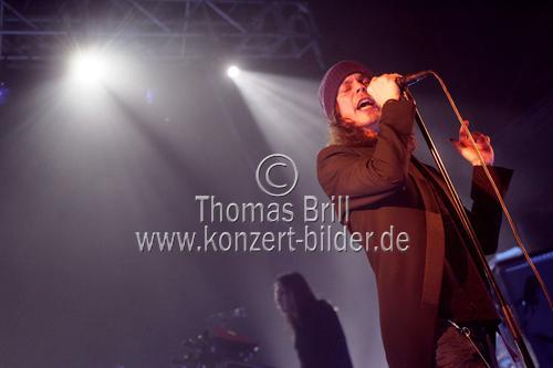 Finnische Gothic-Rock-Band HIM mit Sänger Ville Hermanni Valo auf 