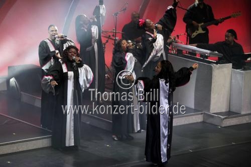 Queen Esther Marrow und The Harlem Gospel Singers mit Band gastieren auf ihrer Life is a morning