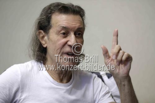 Britische Singer-Songwriter Albert Hammond im Interview über seine Songbook Tour, auf der er am 21. Juli 2017 in der Kölner Philharmonie gastieren wird, im Hotel Mondial Köln (© Thomas Brill)