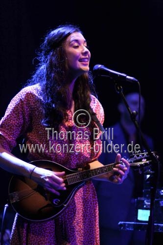 Irische Musikerin Lisa Hannigan gastiert auf ihrer 