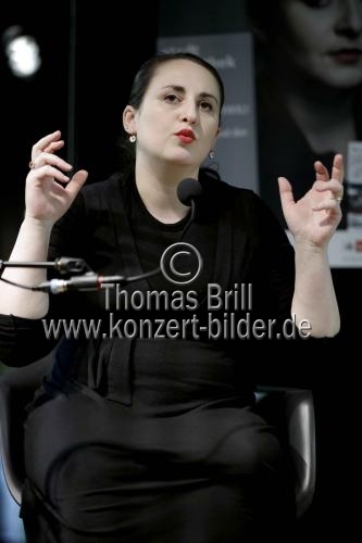 Georgische Schriftstellerin Nino Haratischwili liest aus ihrem Buch 