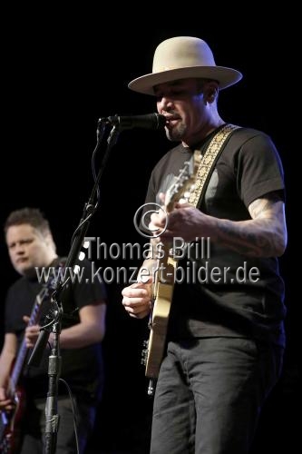 Amerikanische Blues-Musiker Ben Harper und Charlie Musselwhite gastierten auf ihrer 