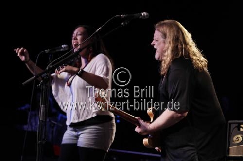 Amerikanischer Rock- und Blues-Gitarrist Warren Haynes gastierte auf seiner 