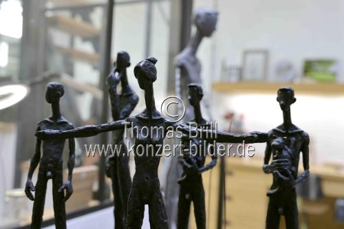 Deutscher Bildhauer Hannes Helmke in seinem Atelier in Köln (&copy; Thomas Brill)