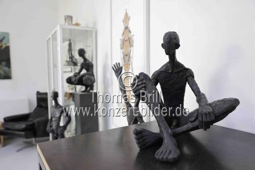 Deutscher Bildhauer Hannes Helmke in seinem Atelier in Köln (&copy; Thomas Brill)