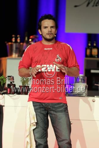Deutsche Koch Steffen Henssler gastiert mit seiner Live-Koch-Show 