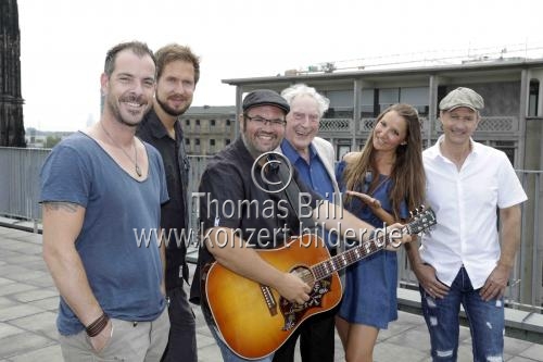 Kölner Musiker Björn Heuser un Fründe gastieren bei 
