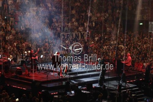 Kölner Musiker Björn Heuser un Fründe gastieren bei 