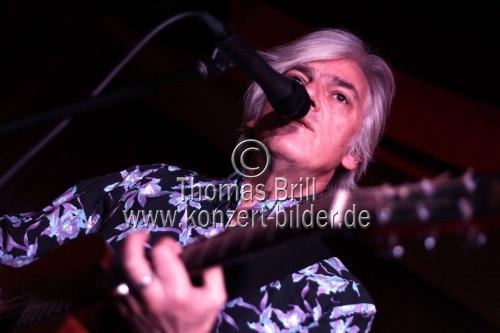 Englischer Singer-Songerwriter Robyn Hitchcock gastiert auf seiner 