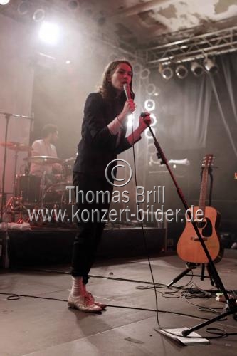 Britische Band I Blame Coco gastiert mit ihrer Sängerin Eliot Paulina 