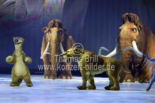 Ice Age Live! Ein mammutiges Abenteuer in der Lanxess-Arena Köln (© Thomas Brill)