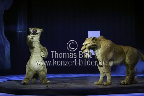 Ice Age Live! Ein mammutiges Abenteuer in der Lanxess-Arena Köln (© Thomas Brill)