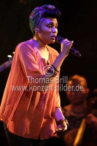 Franco-komorische Soulsängerin Imany gastiert auf ihrer 