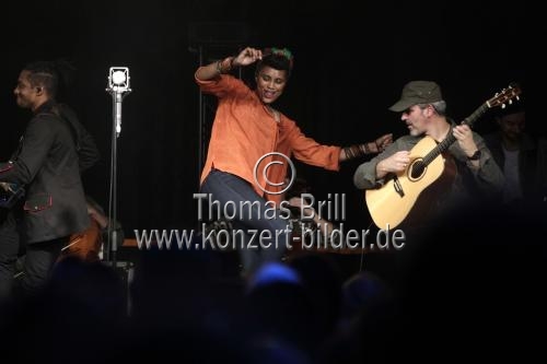 Franco-komorische Soulsängerin Imany gastiert auf ihrer 