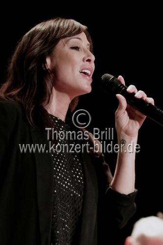 Australische Sängerin Natalie Imbruglia gastiert auf ihrer 