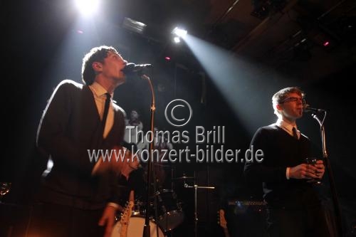 Österreichische Alternative-Rock-Band Ja, Panik gastiert auf ihrer 