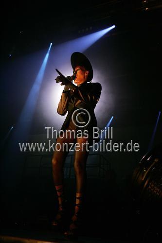 Jamaikanische Sängerin Grace Jones gastierte auf ihrer 