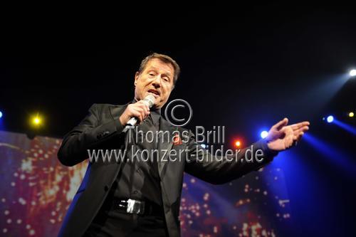 Österreichischer Komponist und Sänger Udo Jürgens gastiert auf seiner 