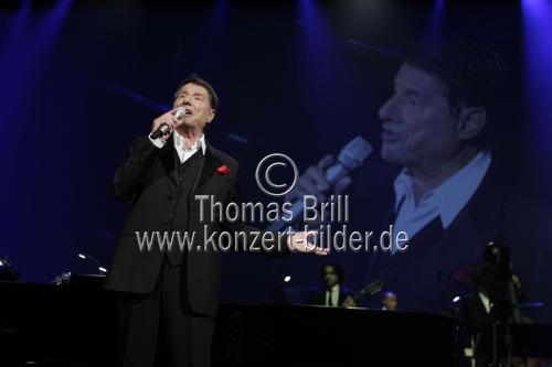 Österreichischer Komponist und Sänger Udo Jürgens gastiert auf seiner 