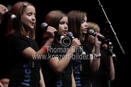 Kölner Jugendchor St. Stephan gab sein 10. traditionelles Weihnachtskonzert in derLanxess-Arena Köln (&copy; Thomas Brill)