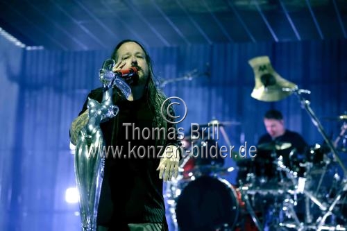 Amerikanische Rockband Korn gastiert auf ihrer „Euro“-Tour in der Lanxess Arena Köln (&copy; Thomas Brill)