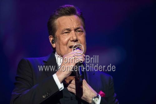 Deutscher Schlagersänger Roland Kaiser gastierte auf seiner 