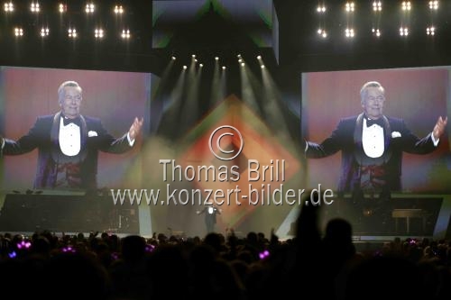 Deutscher Schlagersänger Roland Kaiser gastierte auf seiner 