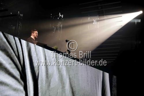 Deutsche Sänger Fritz Kalkbrenner gastiert auf seiner 