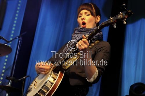 Norwegische Folk-Band Katzenjammer gastiert auf ihrer 