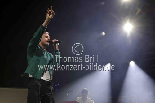 Britische Britpop-Band Keane gastiert mit Sänger Tom Chaplin auf ihrer 