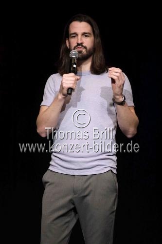 Deutsche Comedian David Kebekus gastiert mit seinem Programm 
