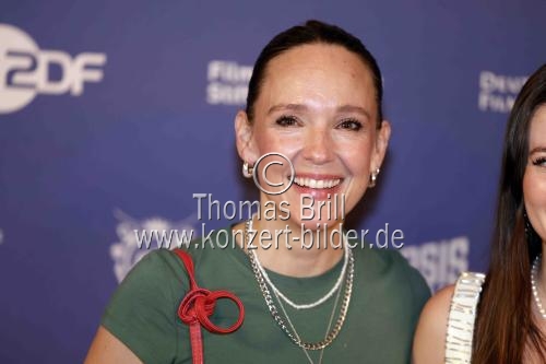 Premiere für „Was haben wir gelacht“ mit Hella von Sinnen, Esther Schweins, Maren Kroymann, Gaby Köster, Bettina Böttinger, den Regisseurinnen Eva Müller & Isabel Schneider sowie Produzentim Uschi Feldges im Filmpalsat Köln (&copy; Thomas Brill)