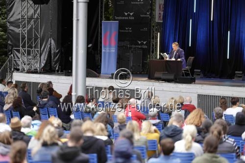 Deutsche Schriftsteller Hape Kerkeling liest aus seinem neuen Buch 