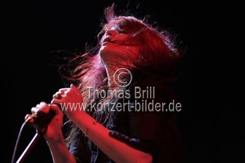 Britisch-Amerikanische Rockband The Kills gastiert mit Sängerin VV und Gitarristen Hotel auf ihrer 