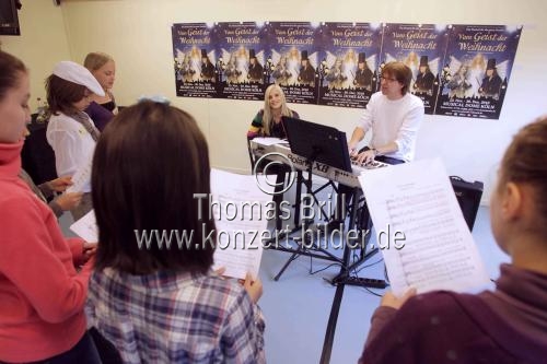 Kindercasting für das Musical Vom Geist der Weihnacht mit der No Angels-Sängerin Sandy Mölling im Musical Dome Köln (© Thomas Brill)