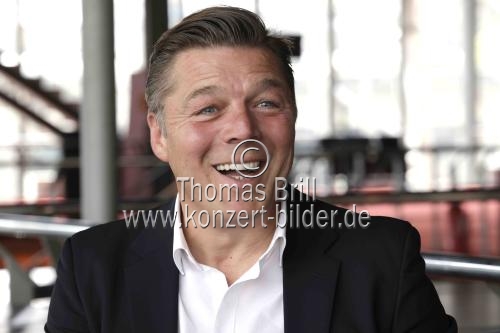 Deutsche Musical- und Theaterproduzent Maik Klokow im Interview bezglich der Zusammenarbeit prominente Traumehepaar Jana Ina und Giovanni Zarrella mit der Produktion 