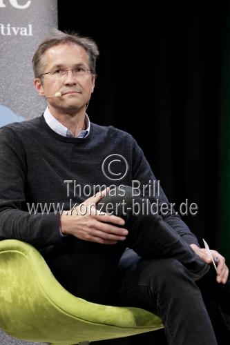 Gerald Knaus, Julian Nida-Rümelin, Gerd Koenen und Svenja Flaßpöhler diskutieren über die 