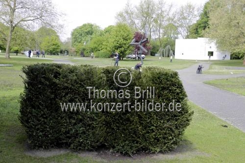 Ausstellung KölnSkulptur 7 gastiert vom 05. Mai 2013 bis Mai 2015 im Skulpturenpark Köln, Riehler Straße, 50668 Köln (&copy; Thomas Brill)