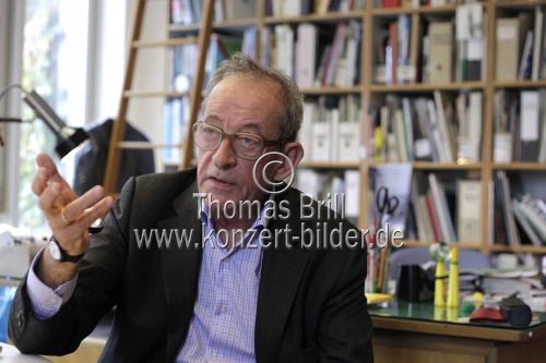 Direktor des Museum Ludwig Prof. Kasper König im Interview über seinen Abschied nach zwölf Jahren als Direktor des Museum Ludwig im Museum Ludwig (© Thomas Brill)
