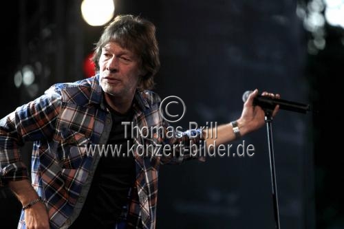 Kölner Sänger Gerd Köster gastiert mit Frank Hocker und Band Open Air am Tanzbrunnen Köln (© Thomas Brill)