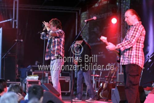Kölner Sänger Gerd Köster gastiert mit Frank Hocker und Band Open Air am Tanzbrunnen Köln (© Thomas Brill)