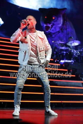 Deutsche Rapper Maximilian Diehn alias Kontra K gastiert auf seiner „Die letzten Wölfe