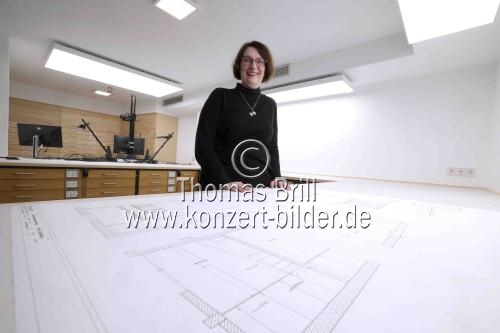 Direktorin des Käthe Kollwitz Museums Katharina Koselleck im Interview bezüglich des Umbaus und der Wiedereröffnung des Käthe Kollwitz Museum im Käthe Kollwitz Museum Köln (© Thomas Brill)