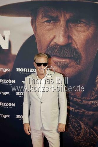 Amerikanische Schauspieler Kevin Costner präsentiert die neue Western-Saga 