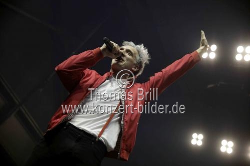 Deutsche Indie-Rap-Musikgruppe Kraftklub gastiert auf ihrer 
