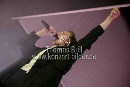 Deutsche Indie-Rap-Musikgruppe Kraftklub gastiert auf ihrer 